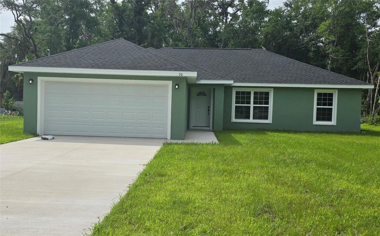 30 Sequoia Drive Trace, Ocklawaha, FL 32179
