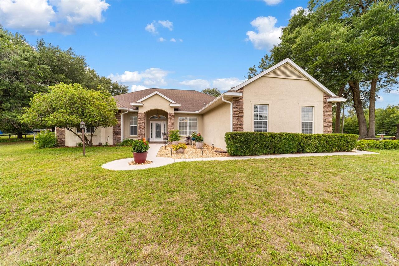 435 NE 155th Street Rd., Citra, FL 32113