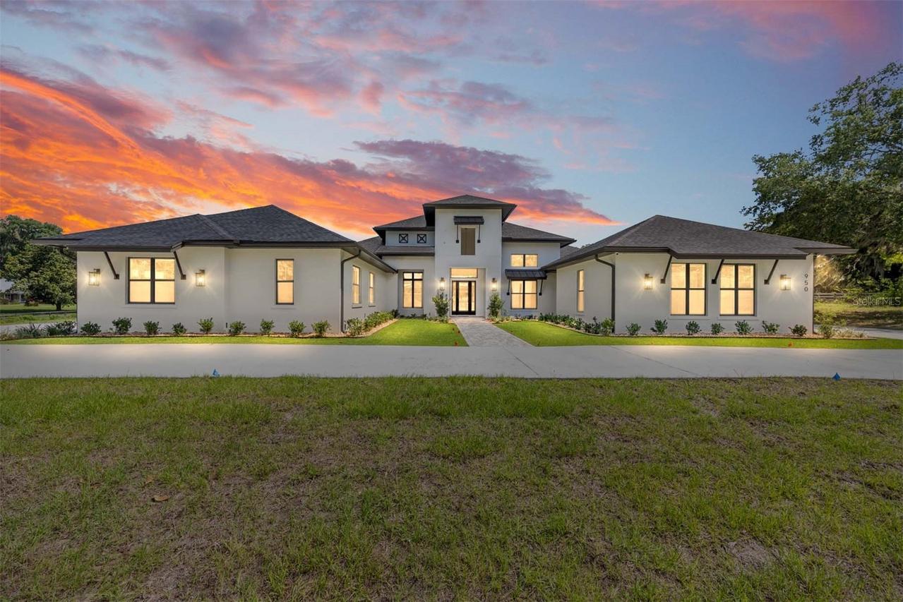 950 SE 80th St., Ocala, FL 34480