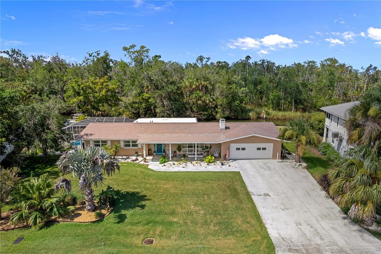 2160 N Watersedge Dr., Crystal River, FL 34429