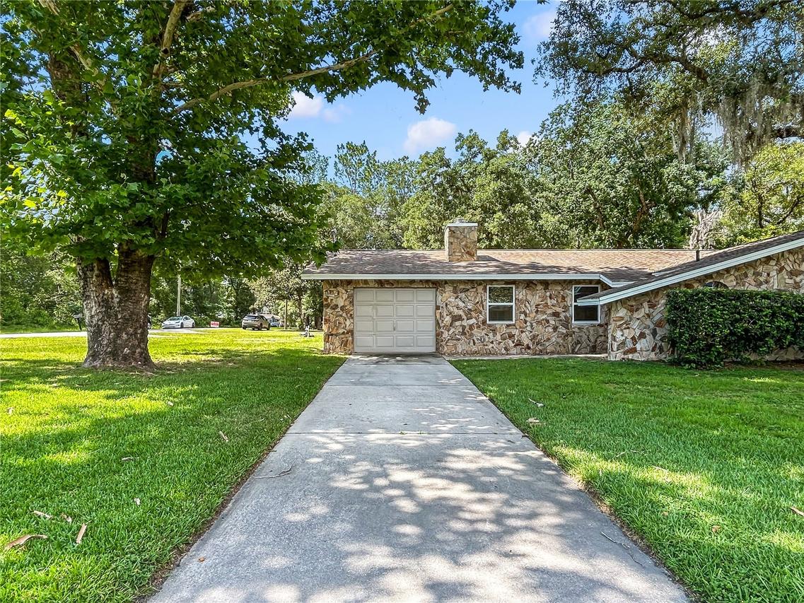 3000 E Bryant St., Inverness, FL 34453
