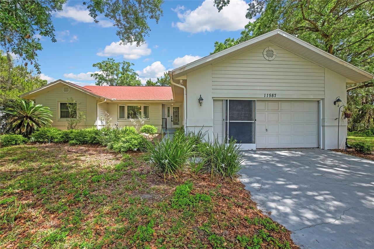 11587 W Timberlane Dr., Homosassa, FL 34448
