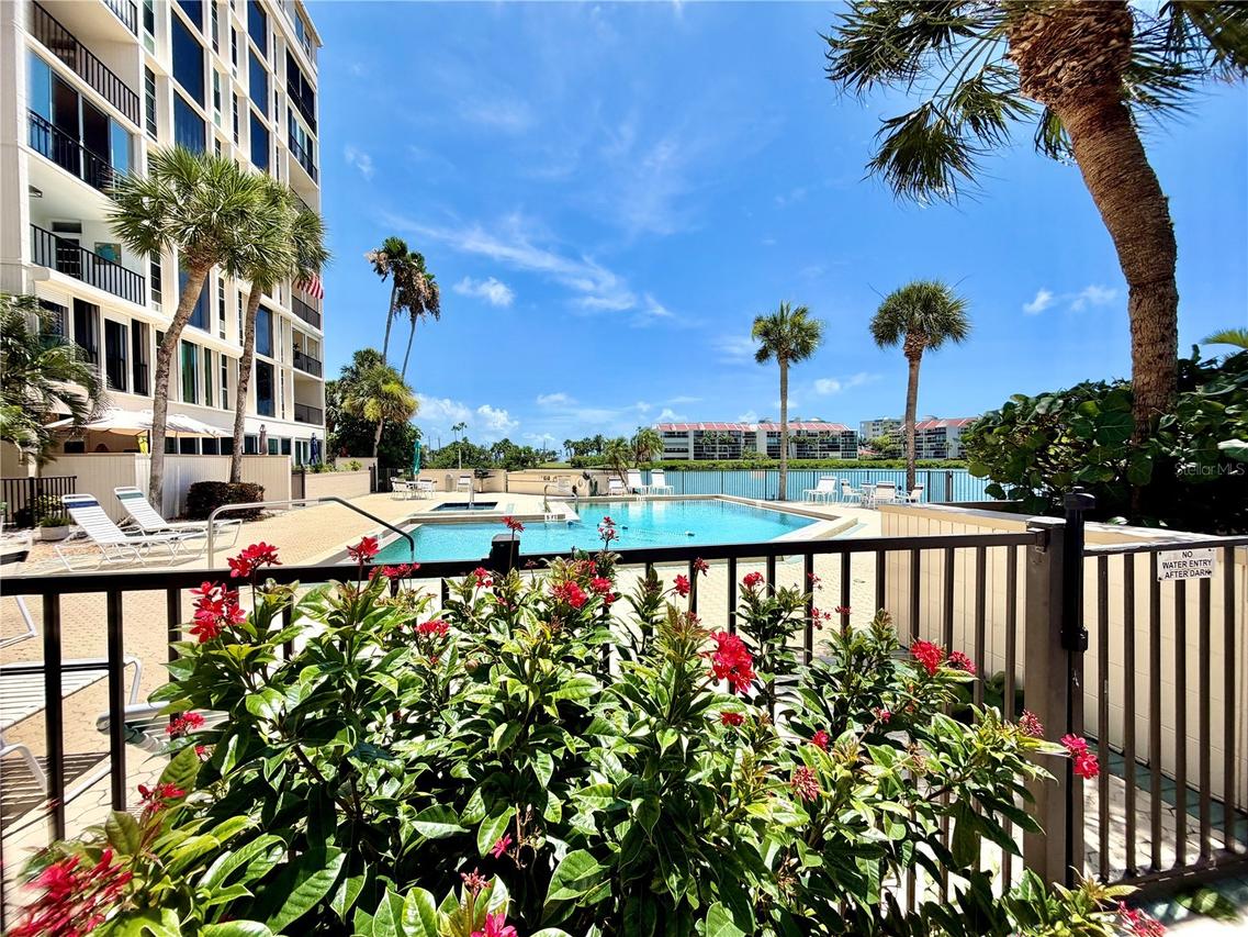 7400 Sun Island Dr. #111, South Pasadena, FL 33707