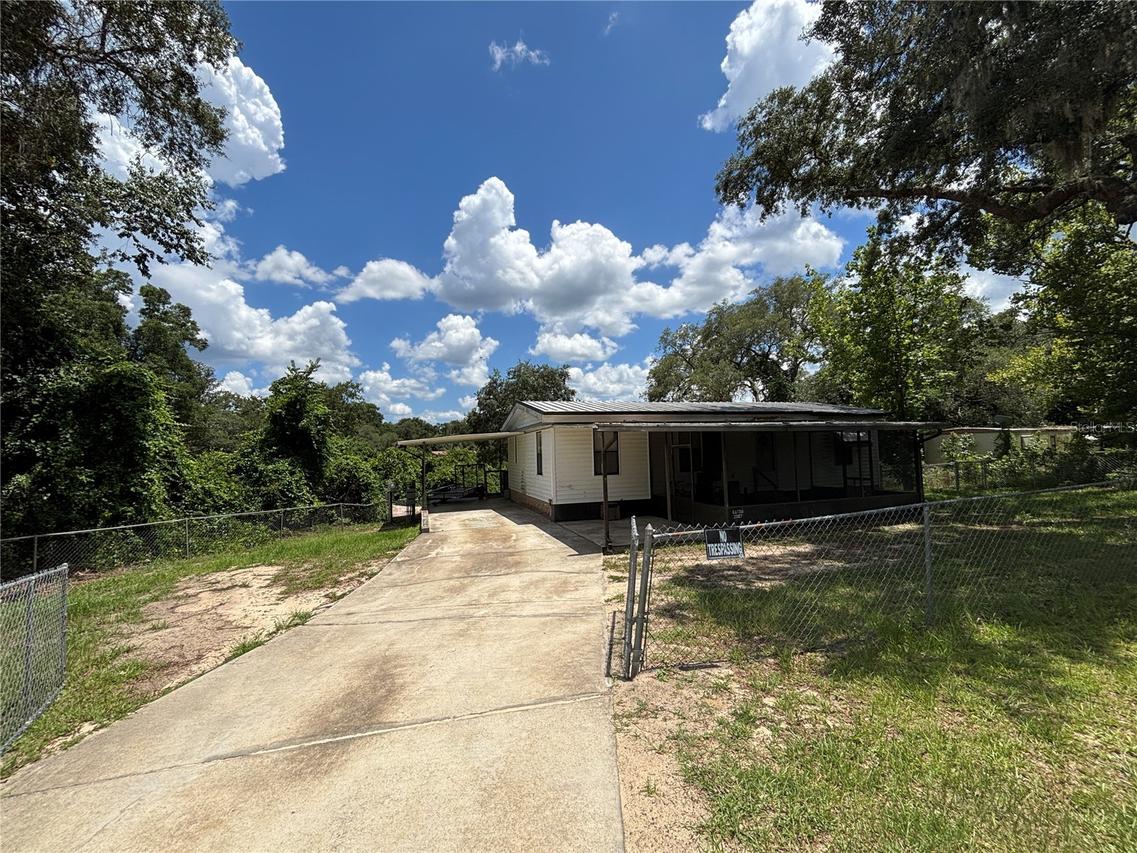 2067 SE 181st Ter., Silver Springs, FL 34488