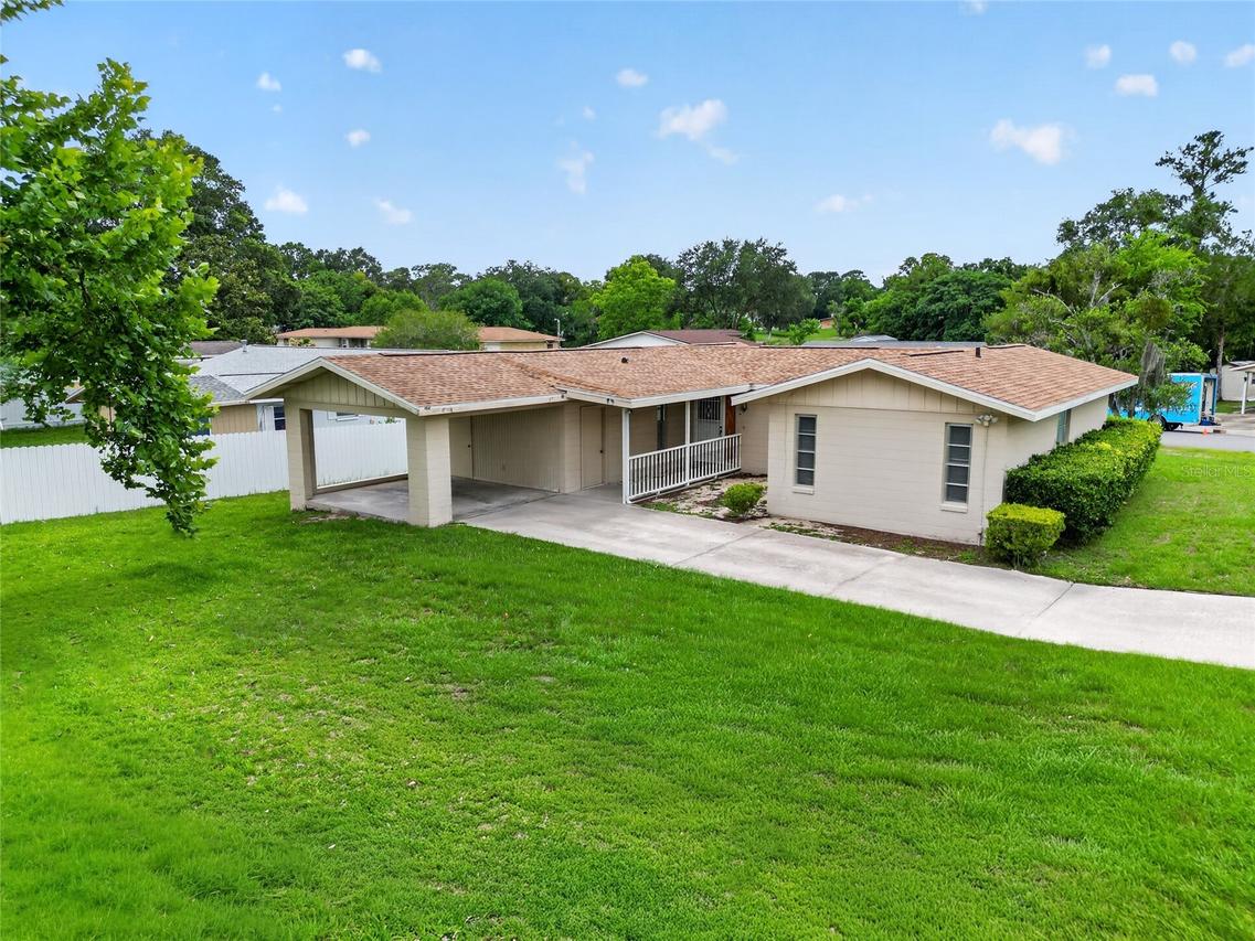 16 Lake Court Loop, Ocala, FL 34472