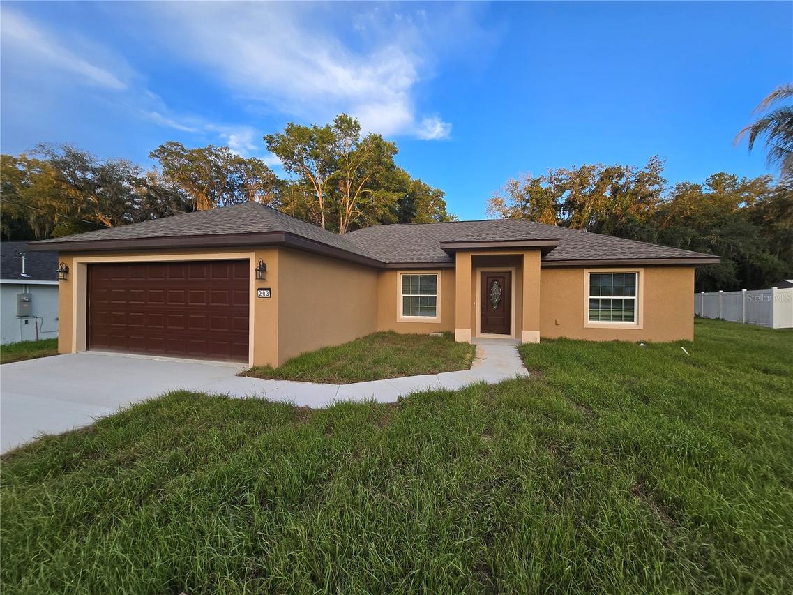 203 Emerald Rd., Ocala, FL 34472