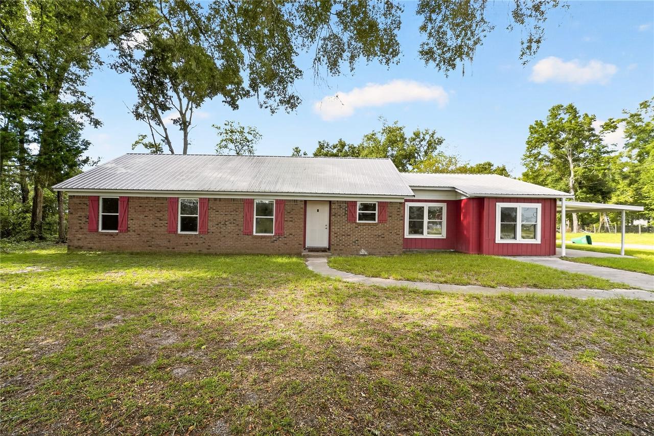 507 Governor Ave., Branford, FL 32008