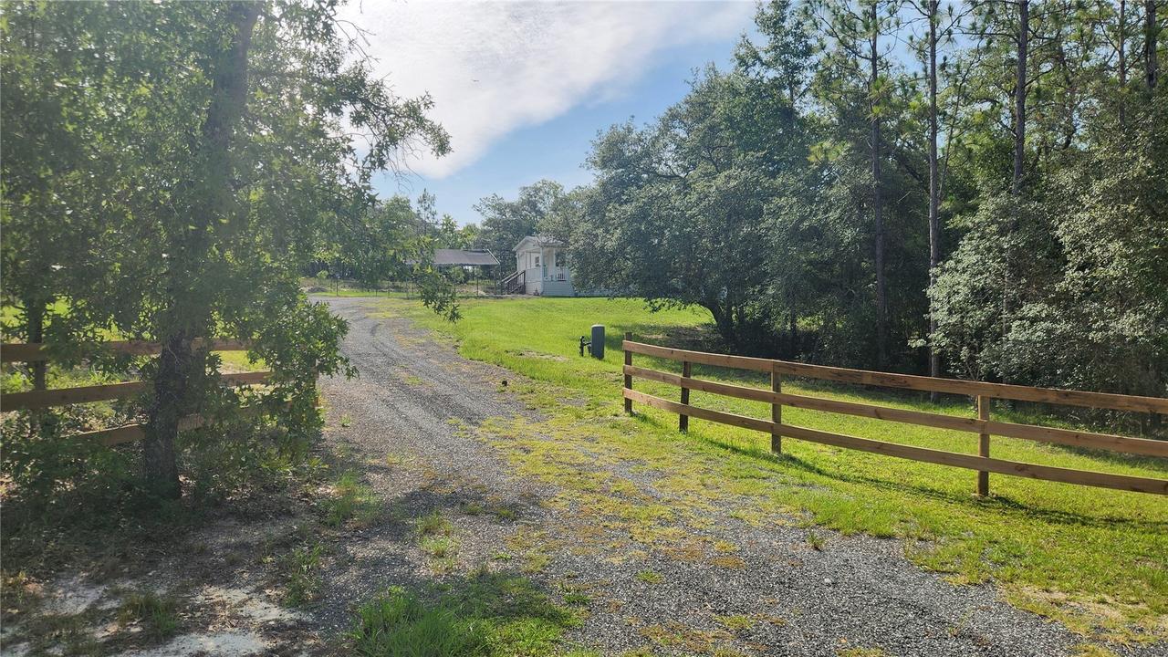2251 SE 146th Cir., Morriston, FL 32668