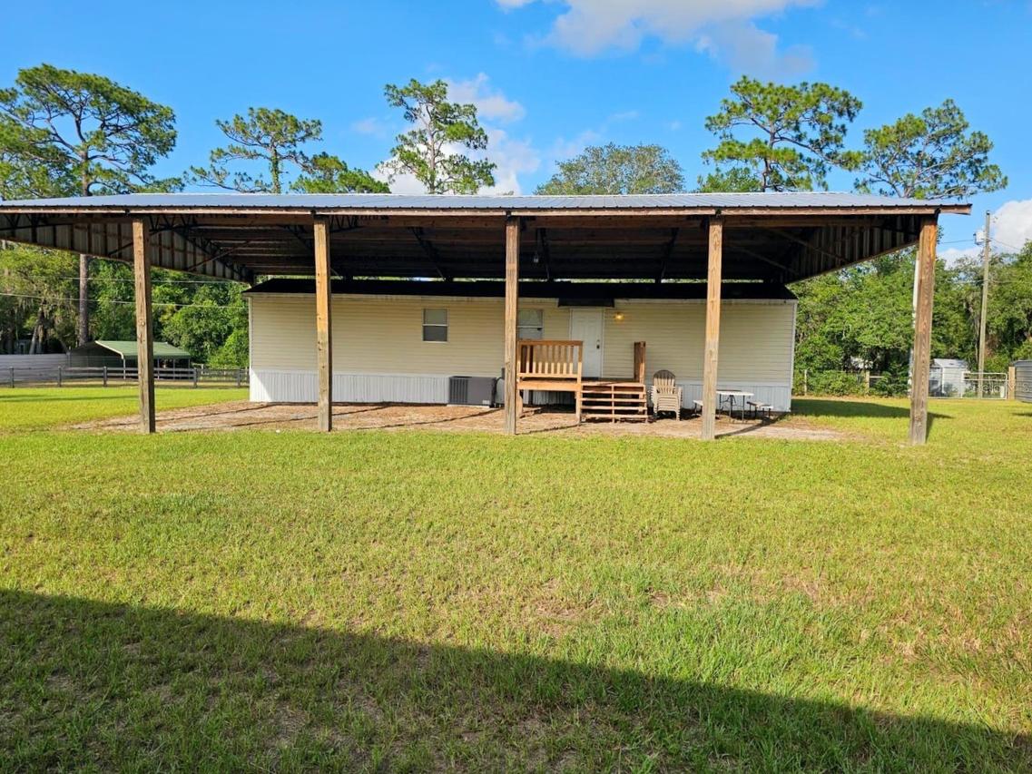 9050 SE 196th Ter., Ocklawaha, FL 32179