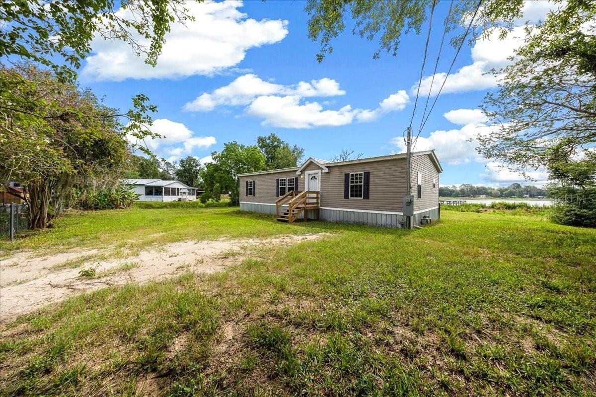 8581 NE 147th Ct., Silver Springs, FL 34488