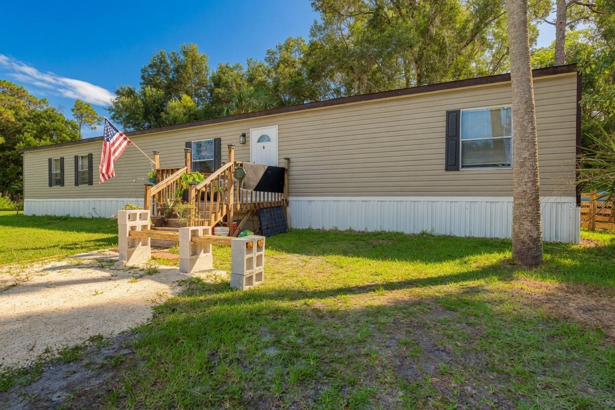 935 S Crystal Grove Point, Homosassa, FL 34448