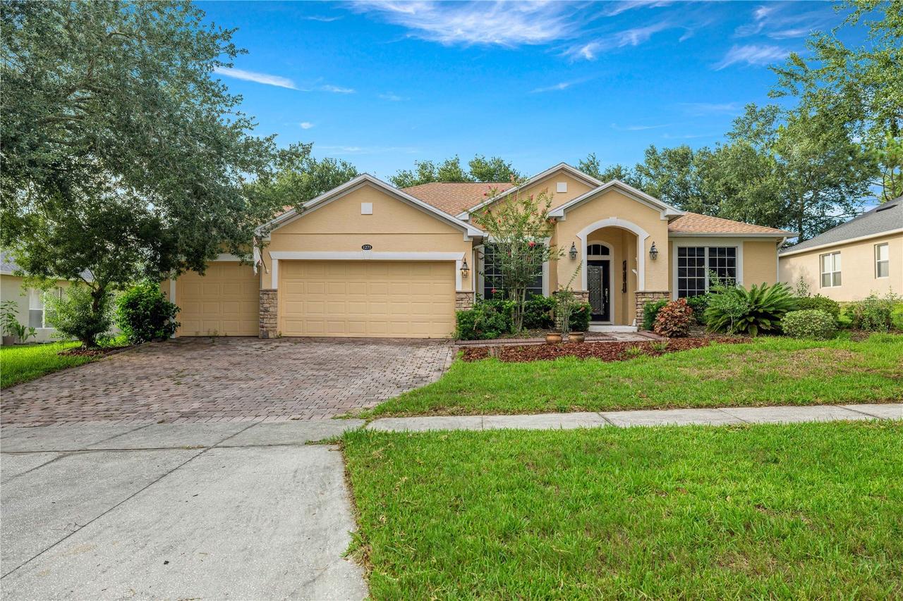 1271 Lattimore Dr., Clermont, FL 34711