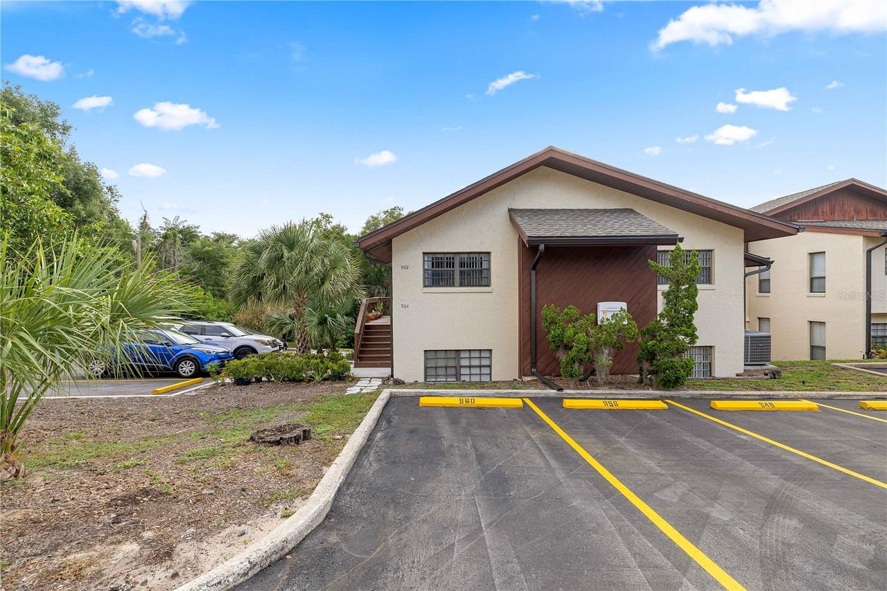 964 5th St., Clermont, FL 34711