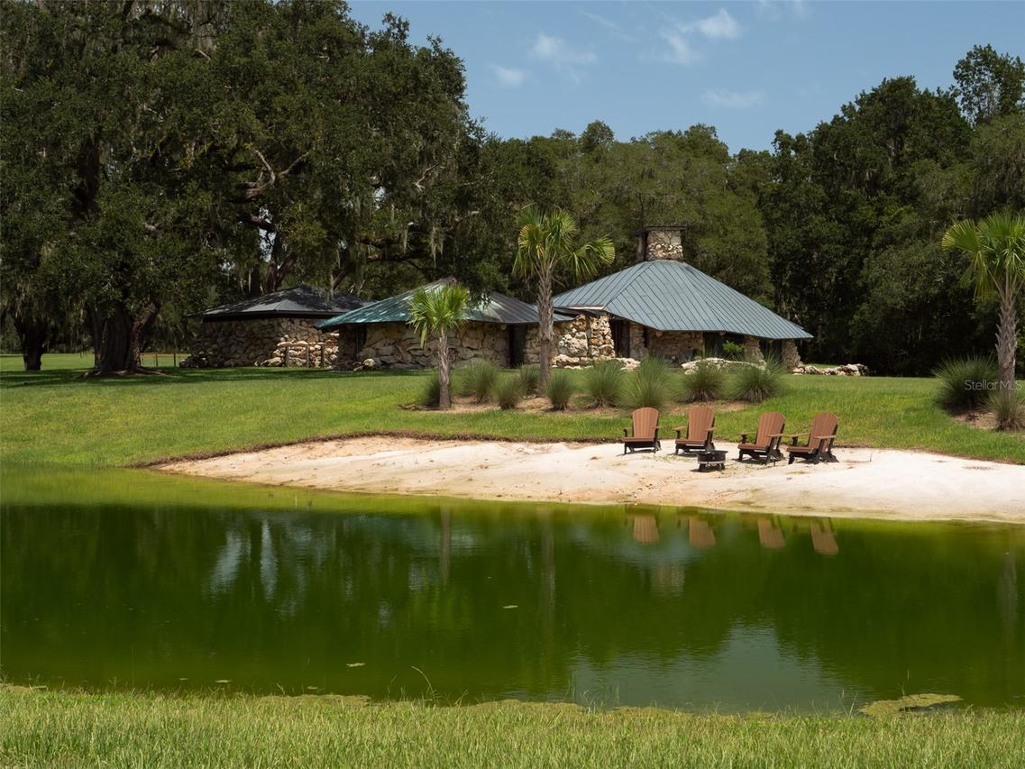 8351 NW 110th St., Reddick, FL 32686