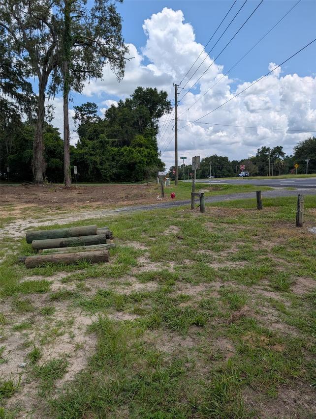 19063 N Us Hwy 441, Orange Lake, FL 32681