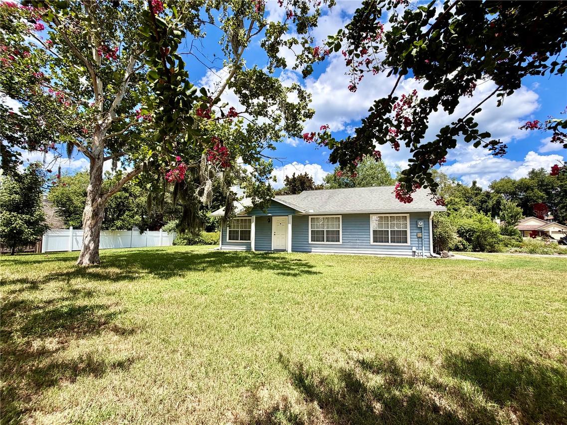 2828 SW 40th Ave., Gainesville, FL 32608
