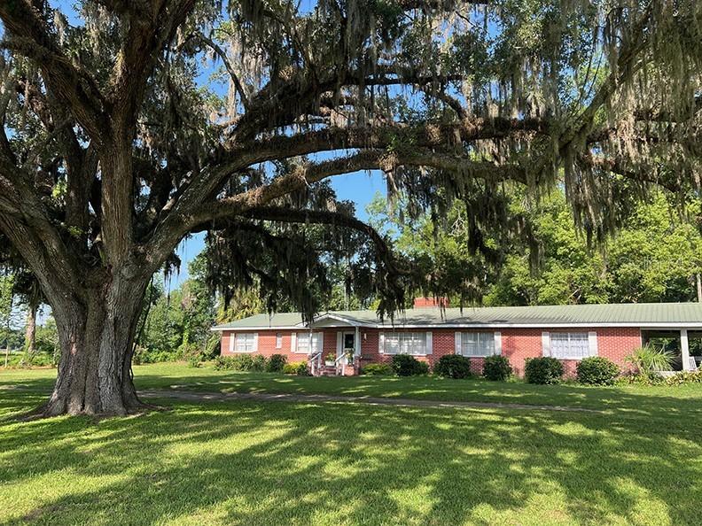 18951 SE 15th St., Williston, FL 32696