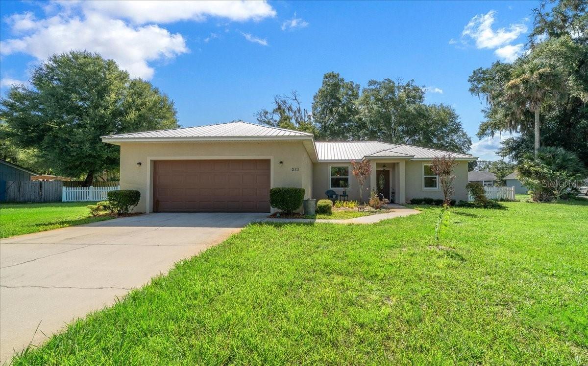 213 Grand Ave., Deland, FL 32720