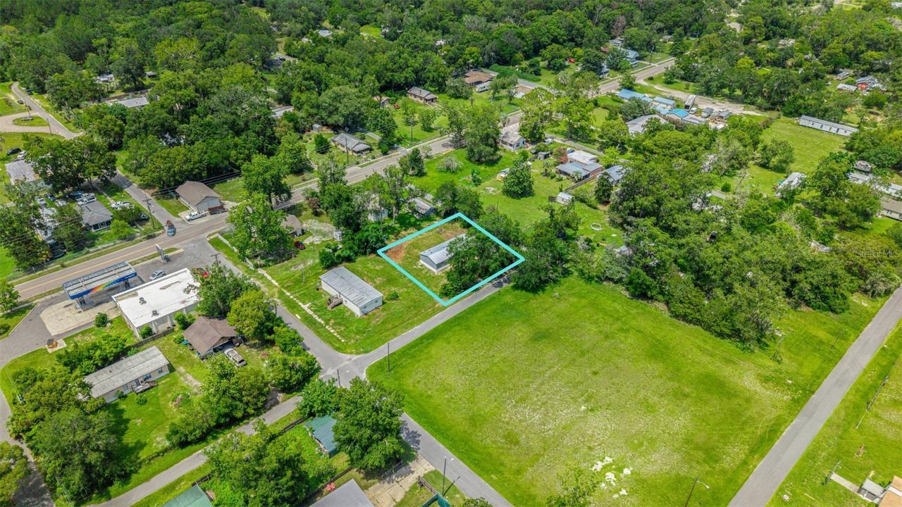 5363 Orange St., Hampton, FL 32044