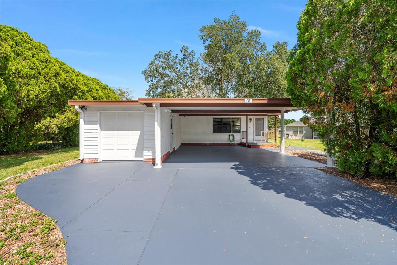 1004 Ann Ave., Lady Lake, FL 32159