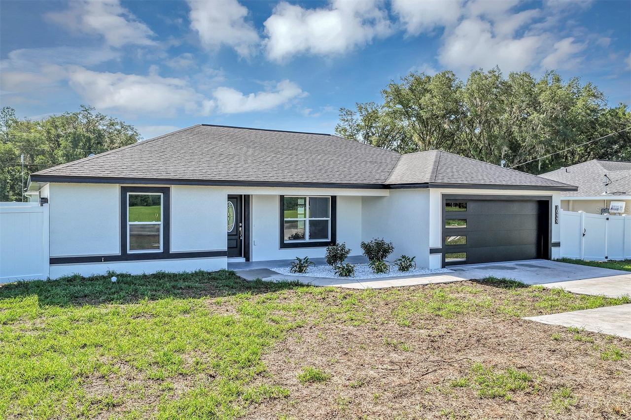 10449 SW 140th Ave., Dunnellon, FL 34432