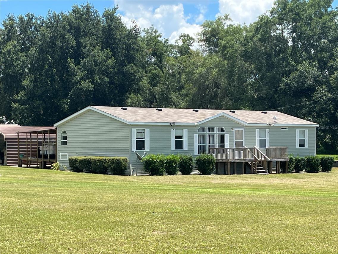 11949 SE Highway 464, Ocklawaha, FL 32179