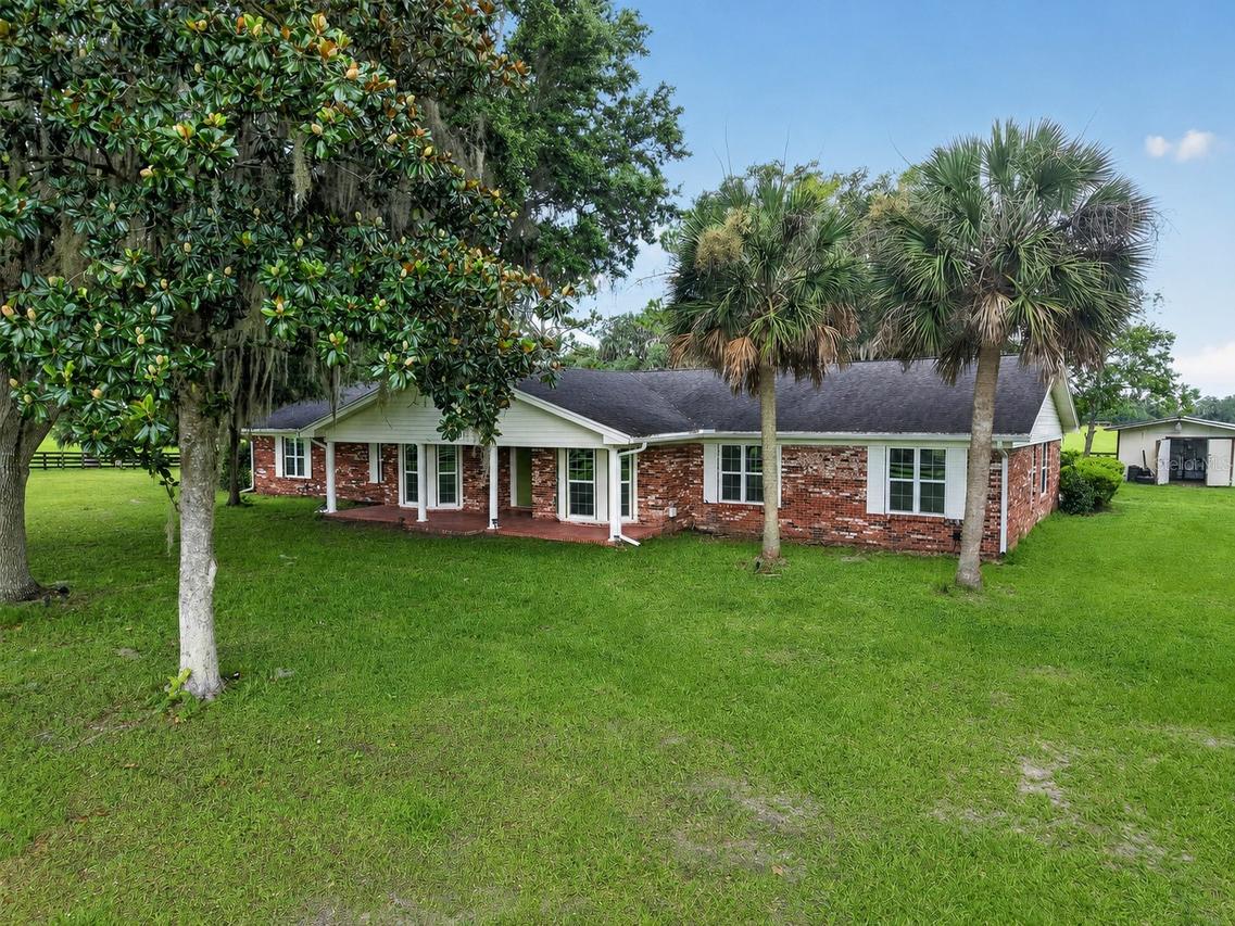 8544 NW 160th Ave., Morriston, FL 32668