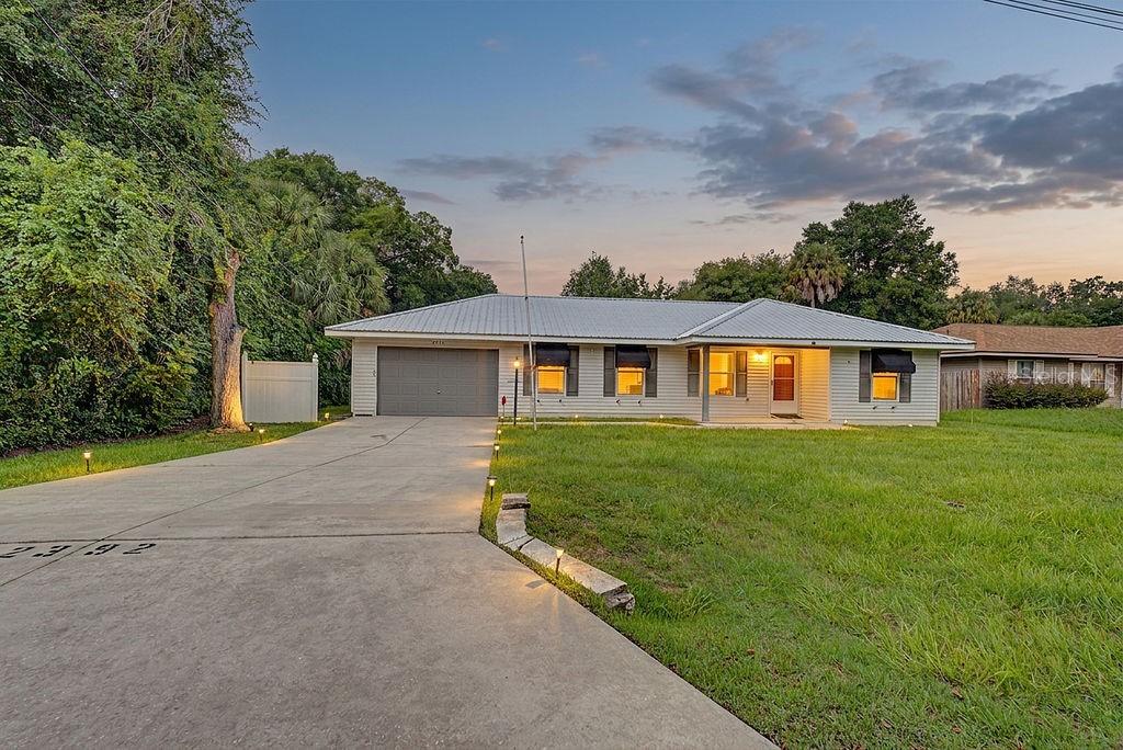 2392 SE 175th Terrace Rd., Silver Springs, FL 34488