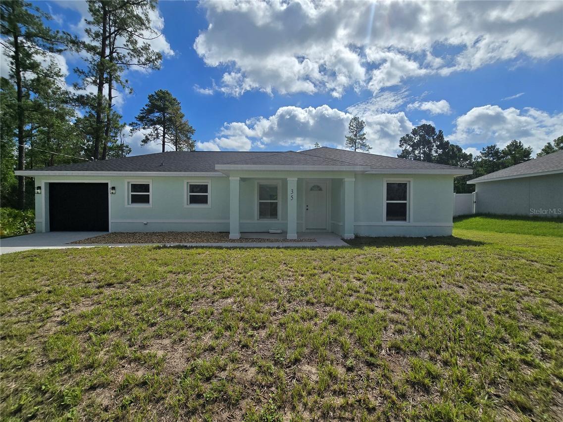 35 Sequoia Tr., Ocklawaha, FL 32179