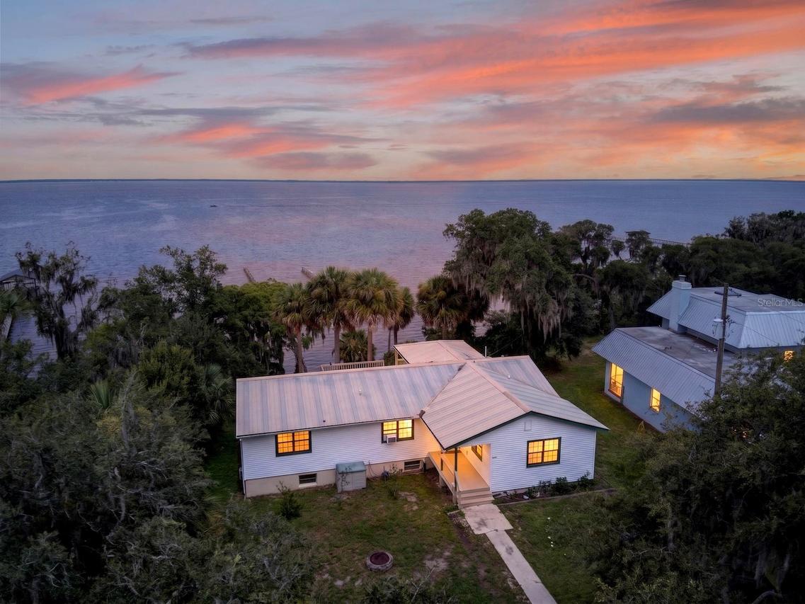 8445 NE 310th Ave., Fort Mc Coy, FL 32134