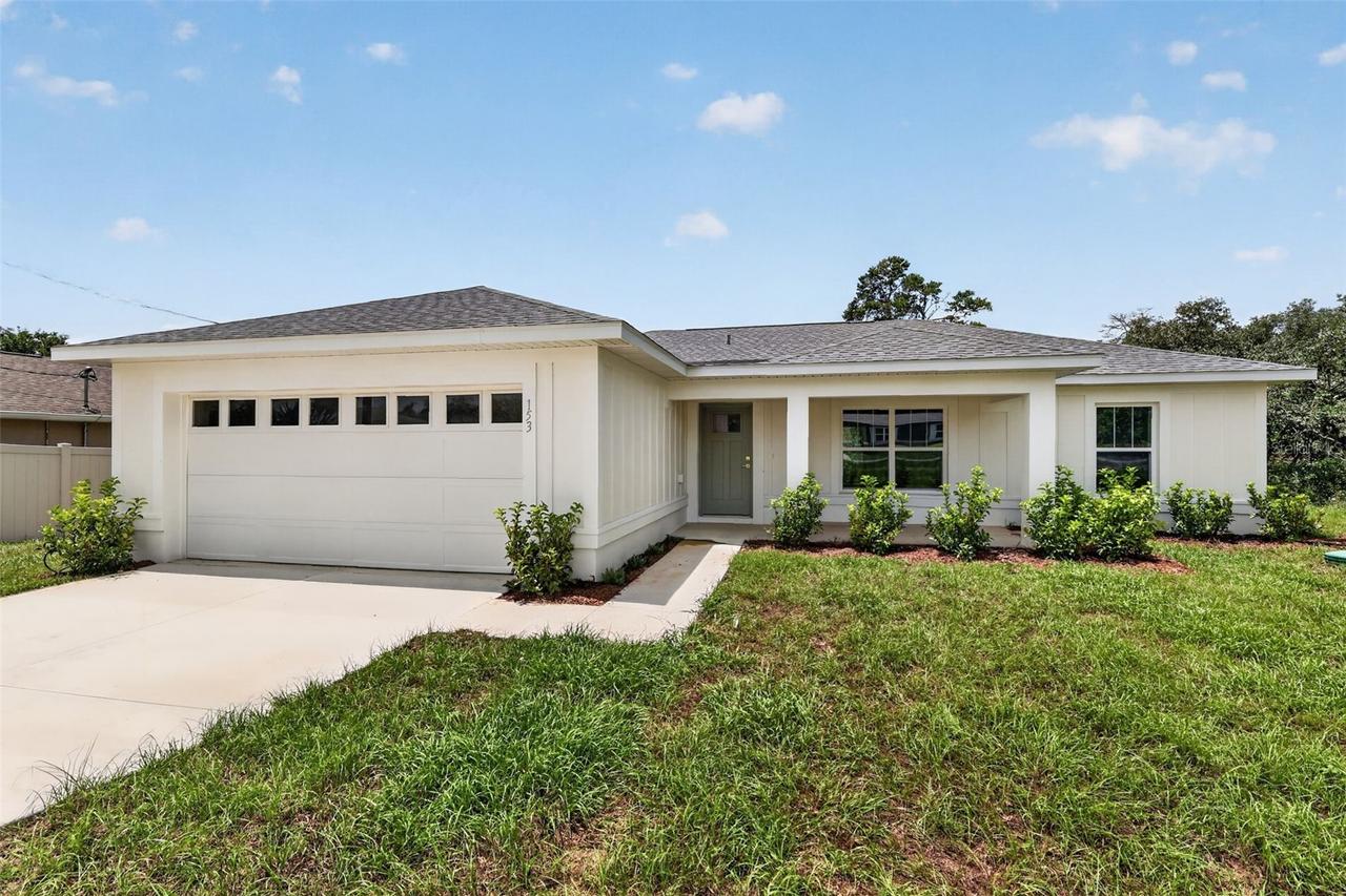 153 Oak Cir., Ocala, FL 34472