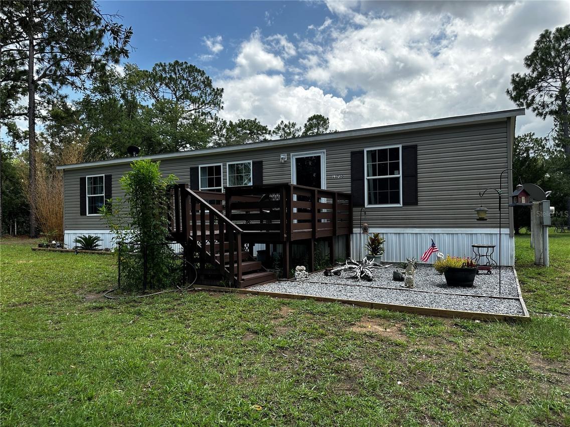 13730 SE 20th St., Morriston, FL 32668
