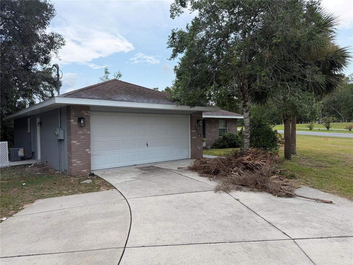 1213 W Sorrento Dr., Citrus Springs, FL 34434