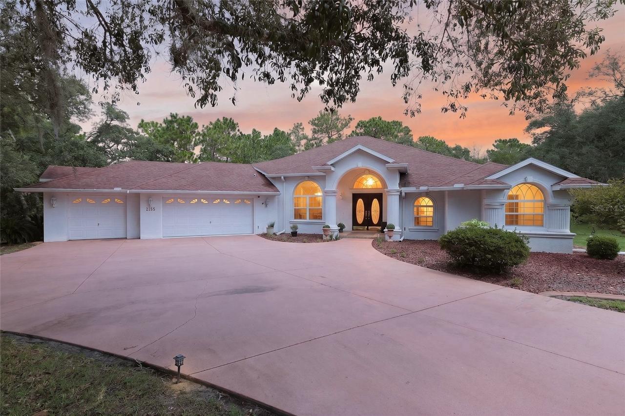2155 W Fir Pl., Beverly Hills, FL 34465