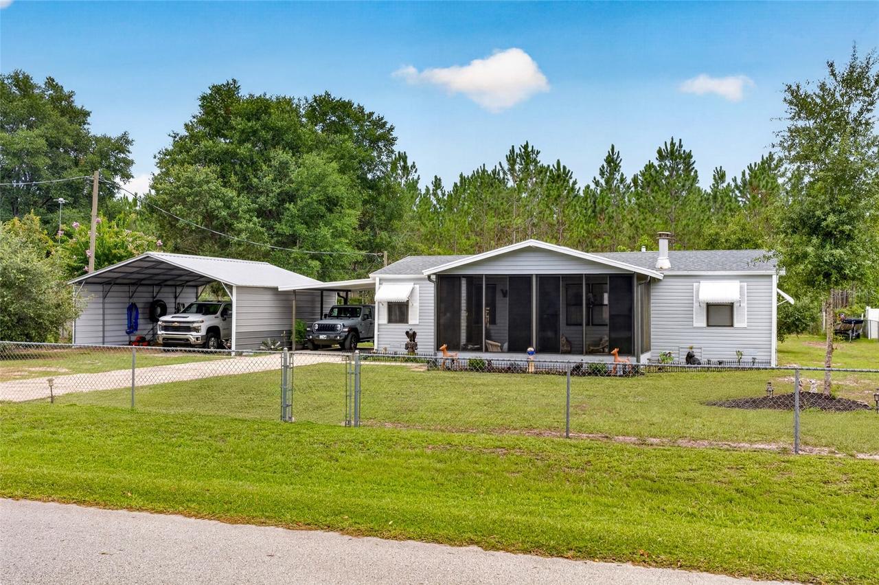 18544 SE 55th Pl., Ocklawaha, FL 32179