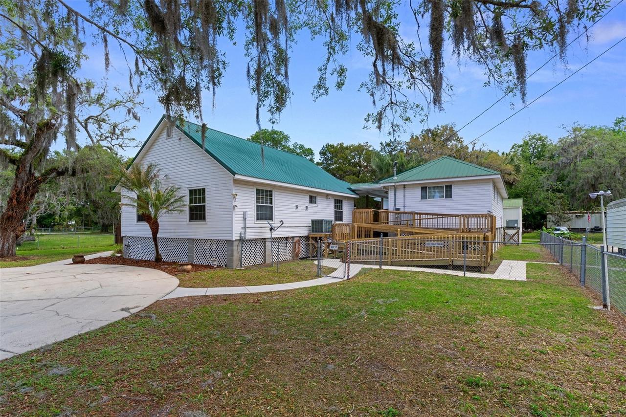 5447 S Boulevard Dr., Homosassa, FL 34448