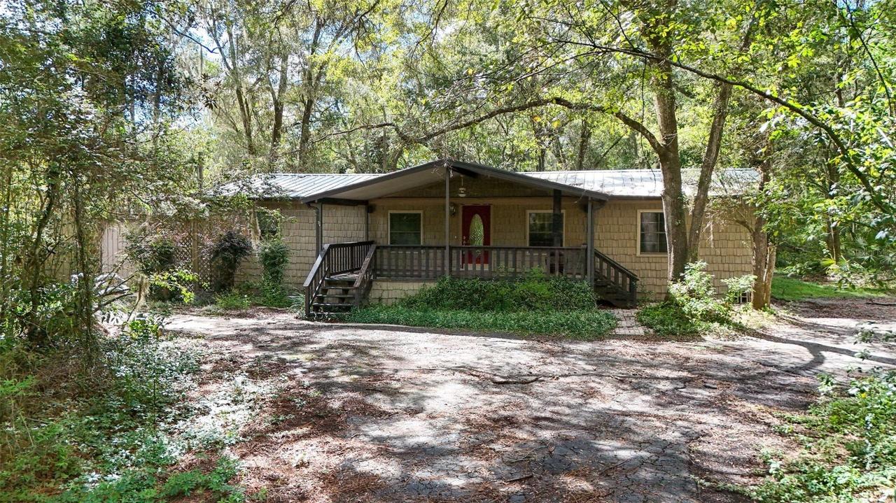 6594 N Gold Leaf Point, Dunnellon, FL 34433
