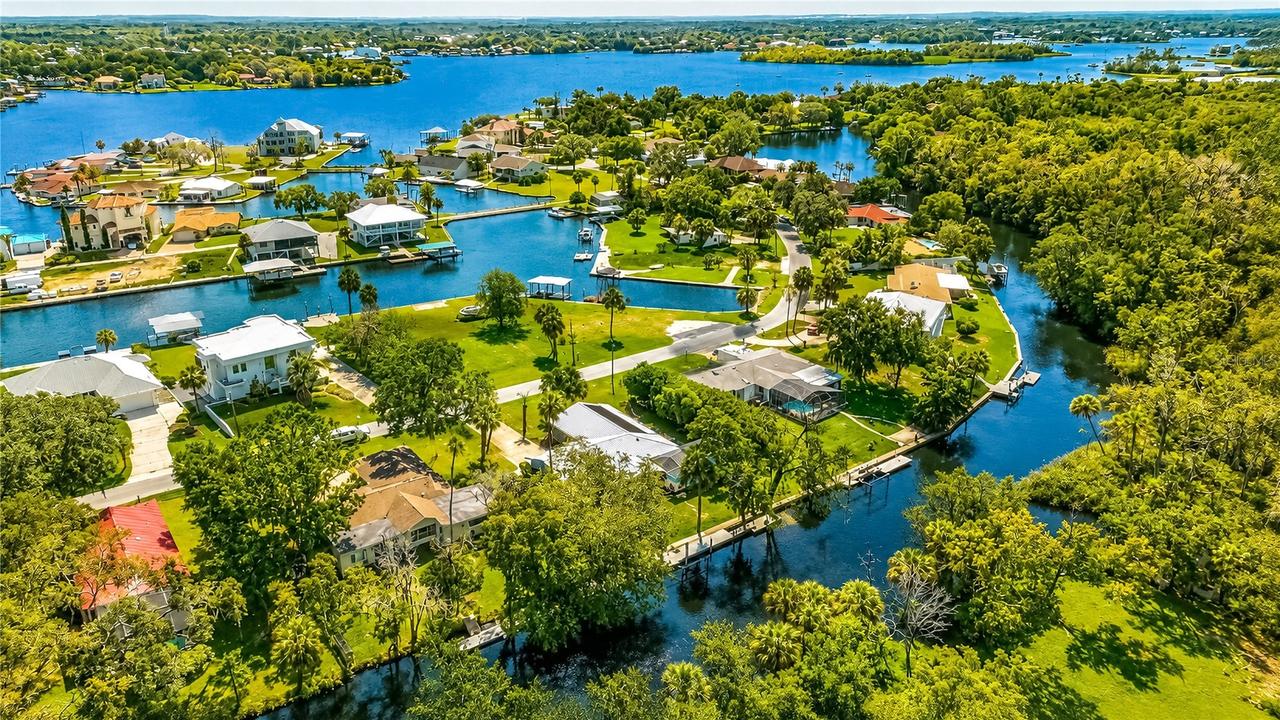 2178 N Watersedge Dr., Crystal River, FL 34429