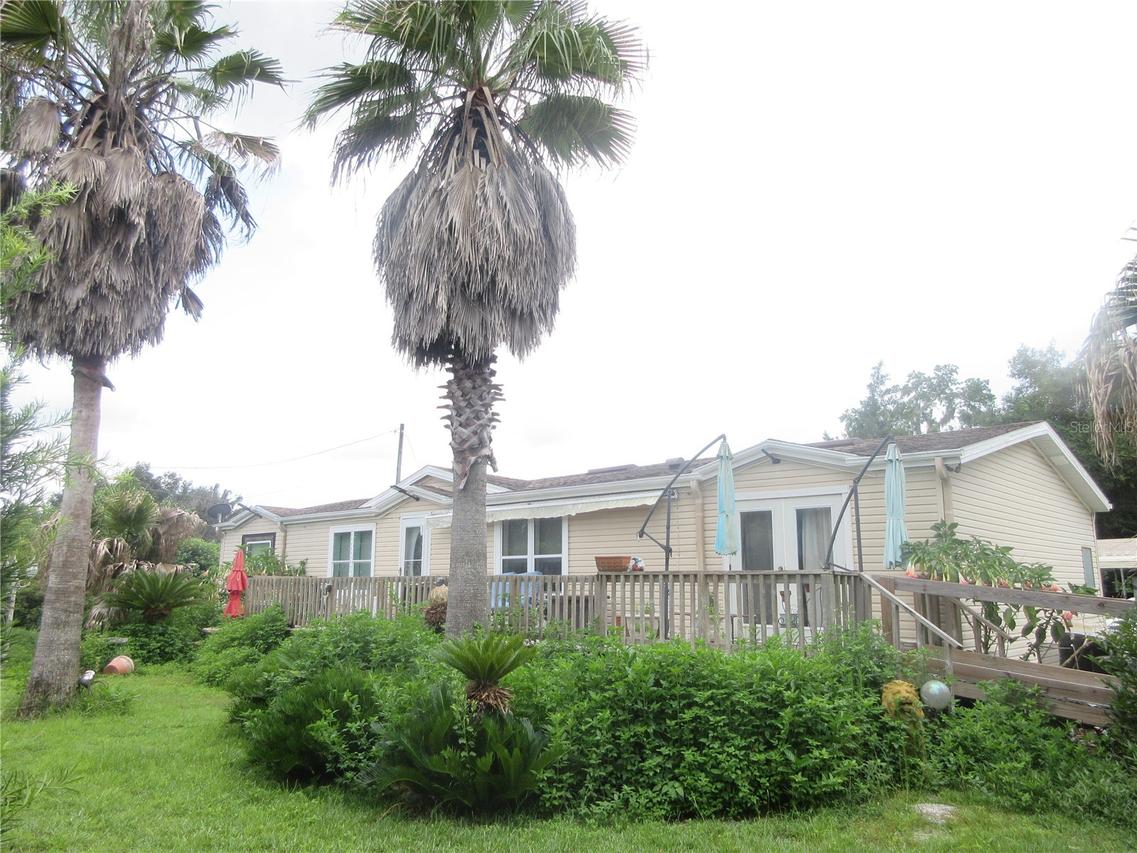 16000 N Hwy 329 St., Reddick, FL 32686