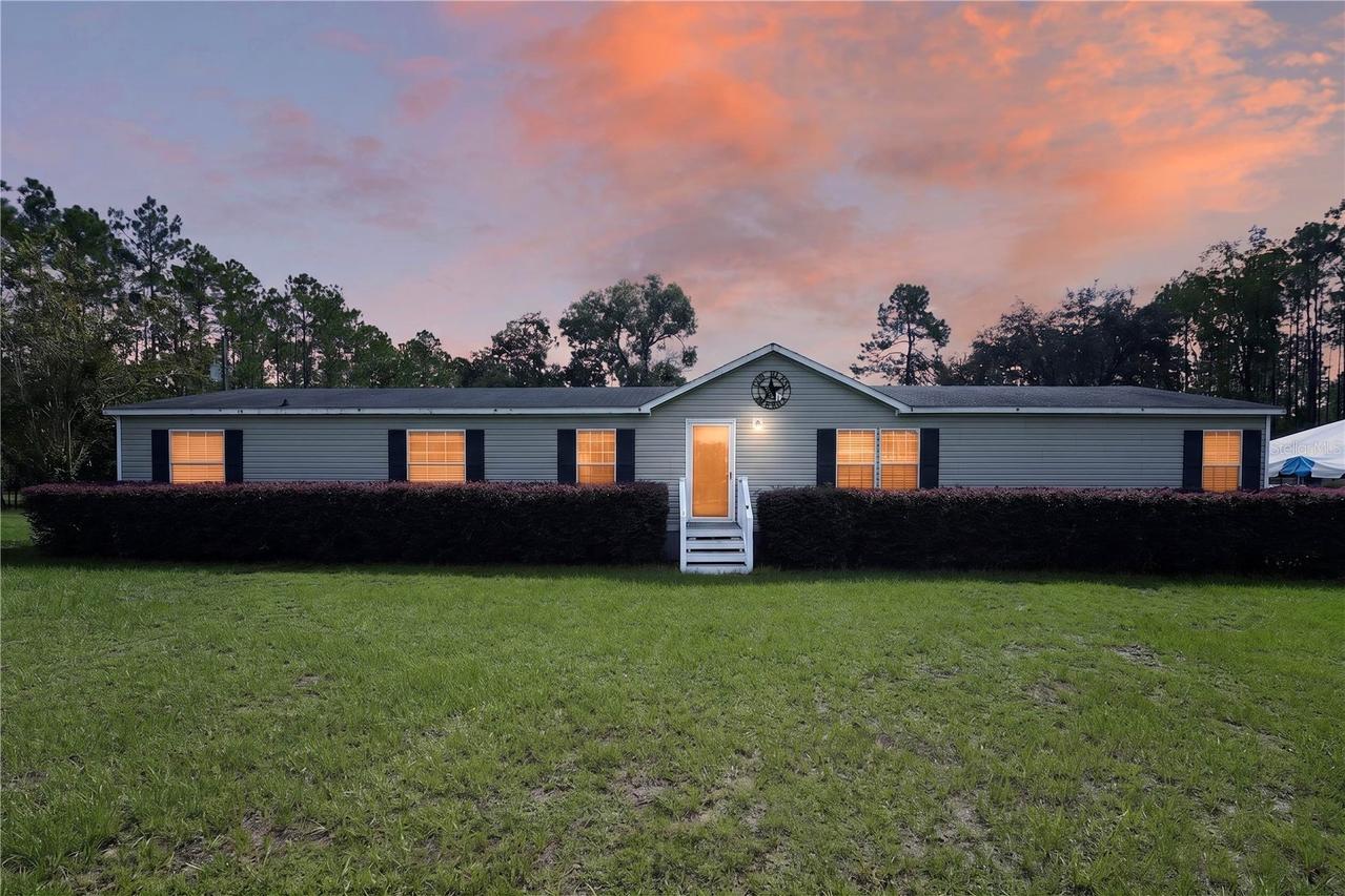 3560 NE 71st Ave., High Springs, FL 32643