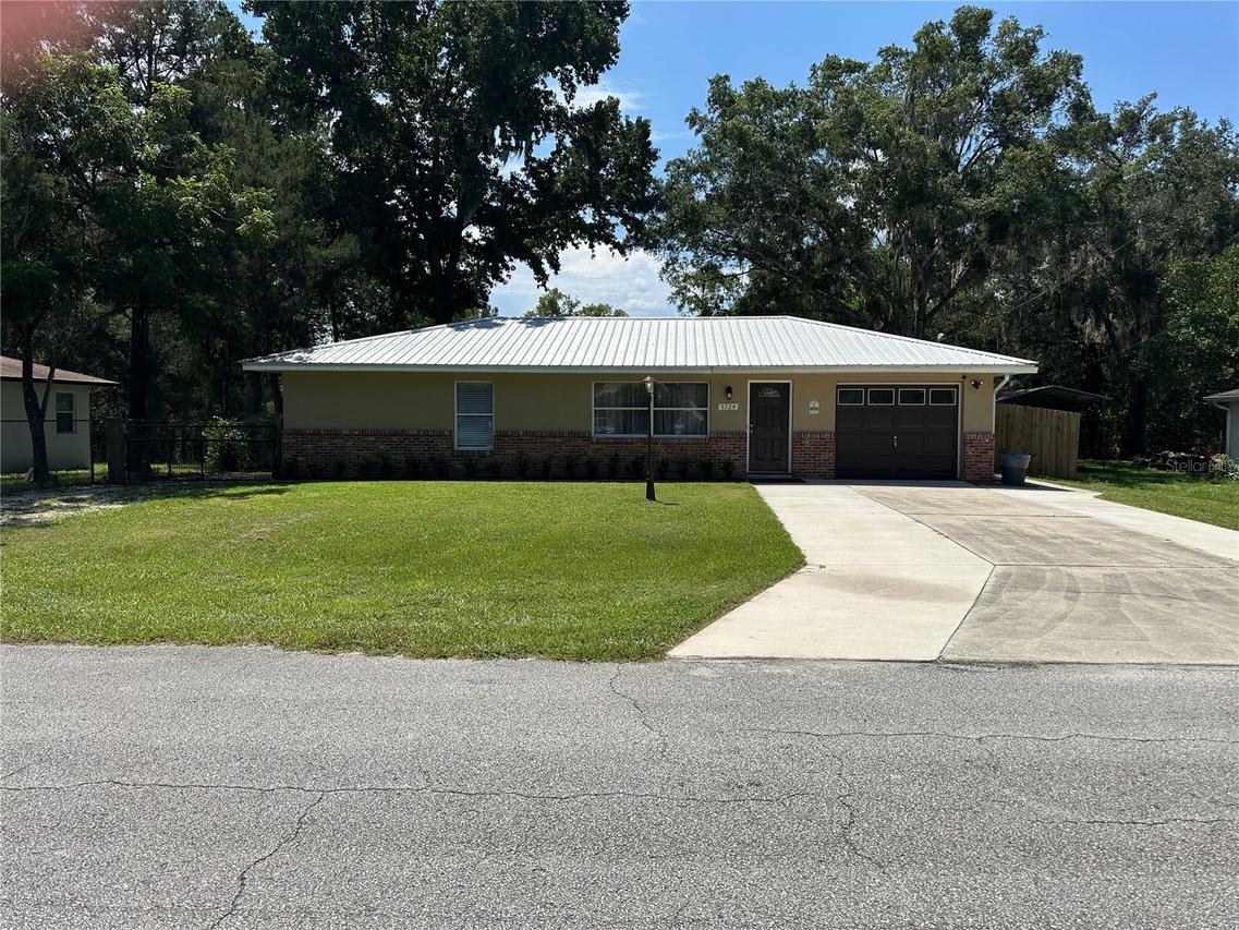 3724 W Sullivan St., Dunnellon, FL 34433