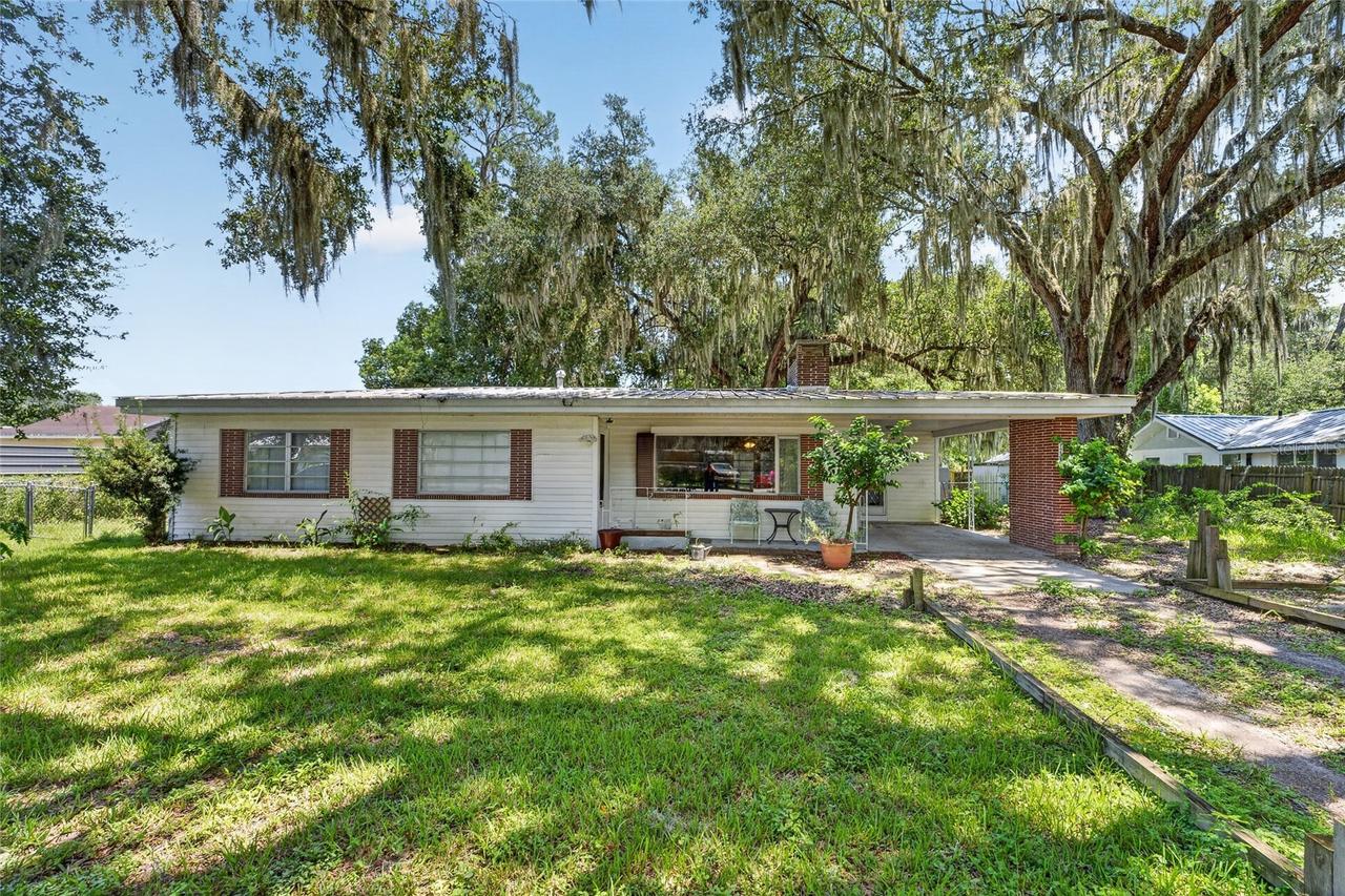 12345 SE 135th Ct., Ocklawaha, FL 32179