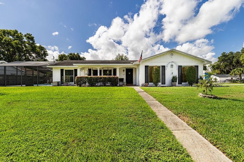 4268 Lake Eleanor Dr., Mount Dora, FL 32757