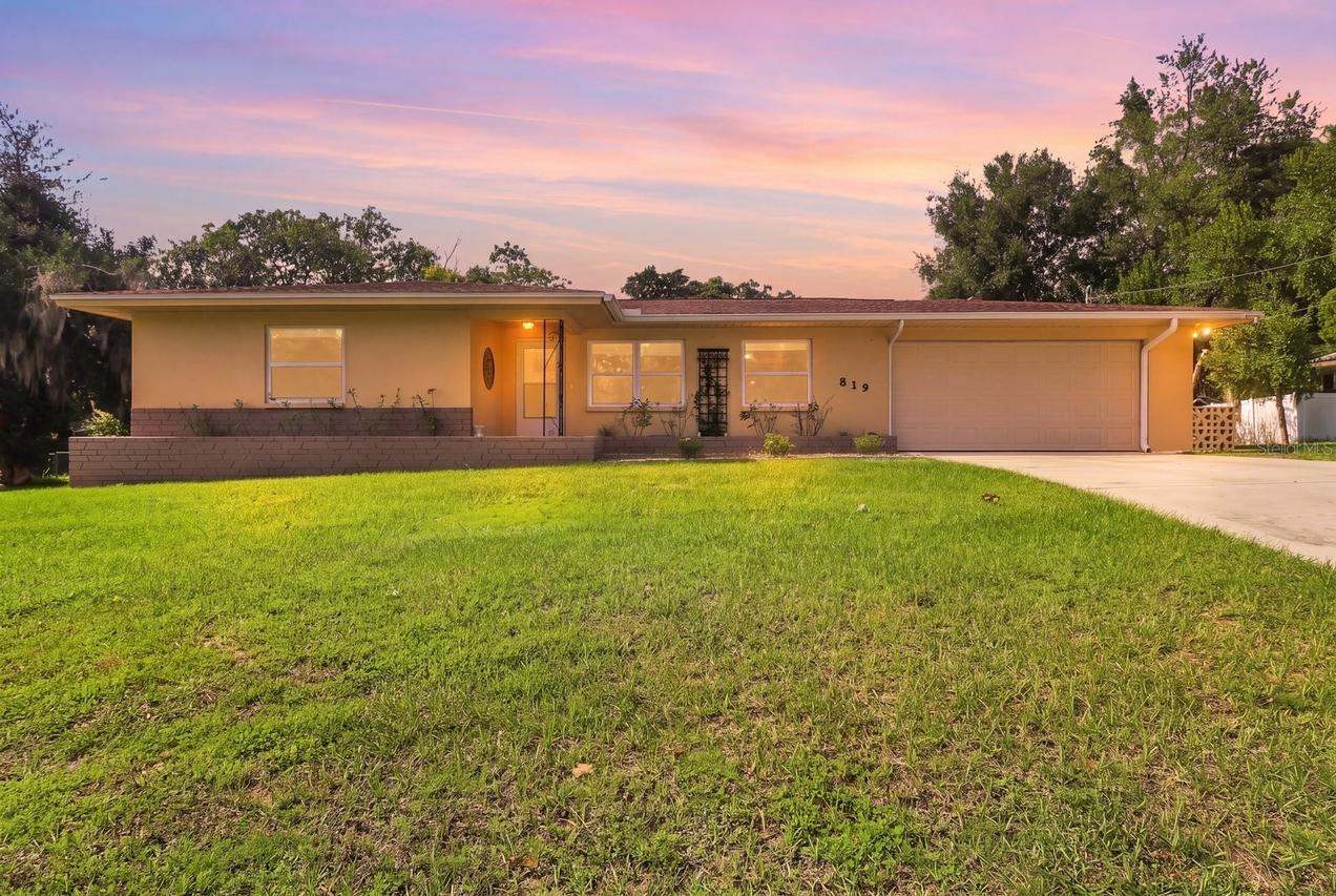 819 Spruce St., Inverness, FL 34452