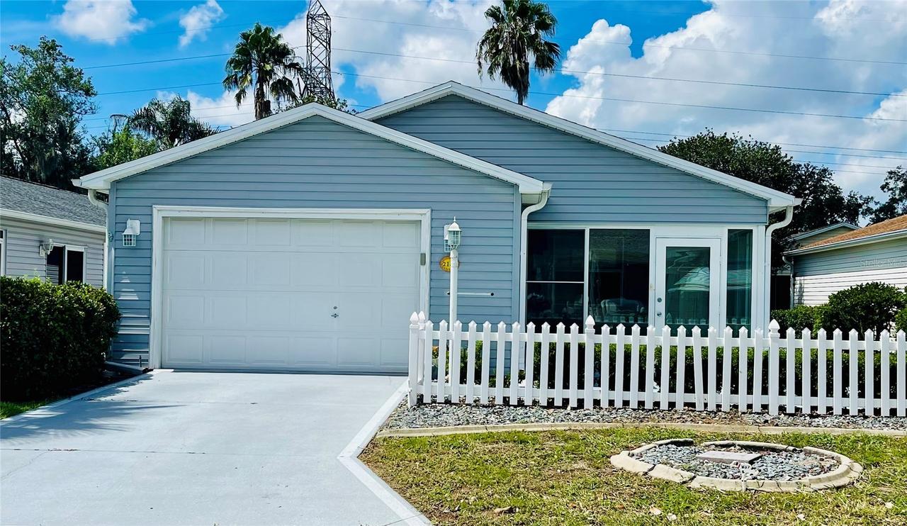 2186 Estevez Dr., The Villages, FL 32159