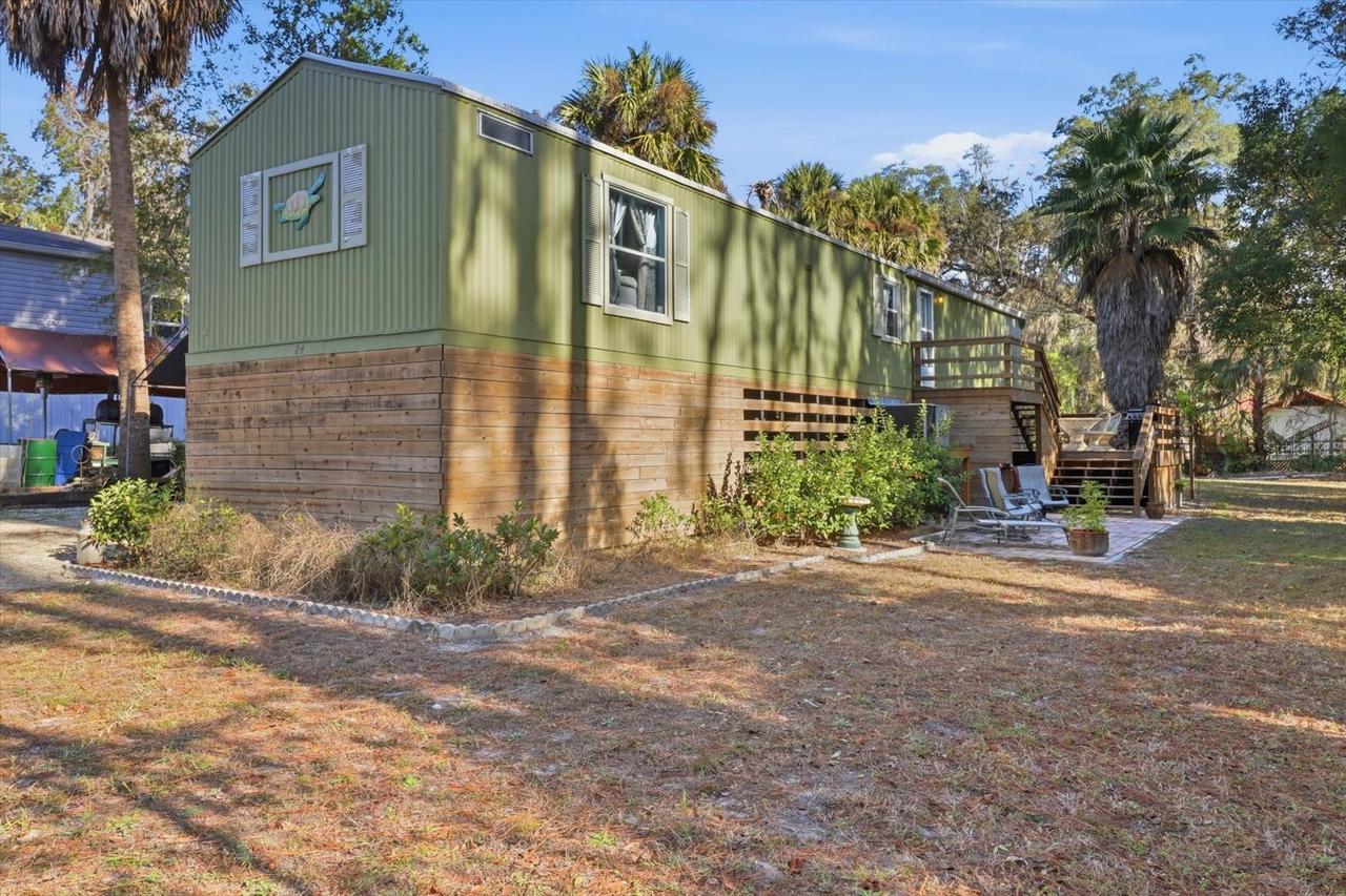 24 62nd St., Yankeetown, FL 34498