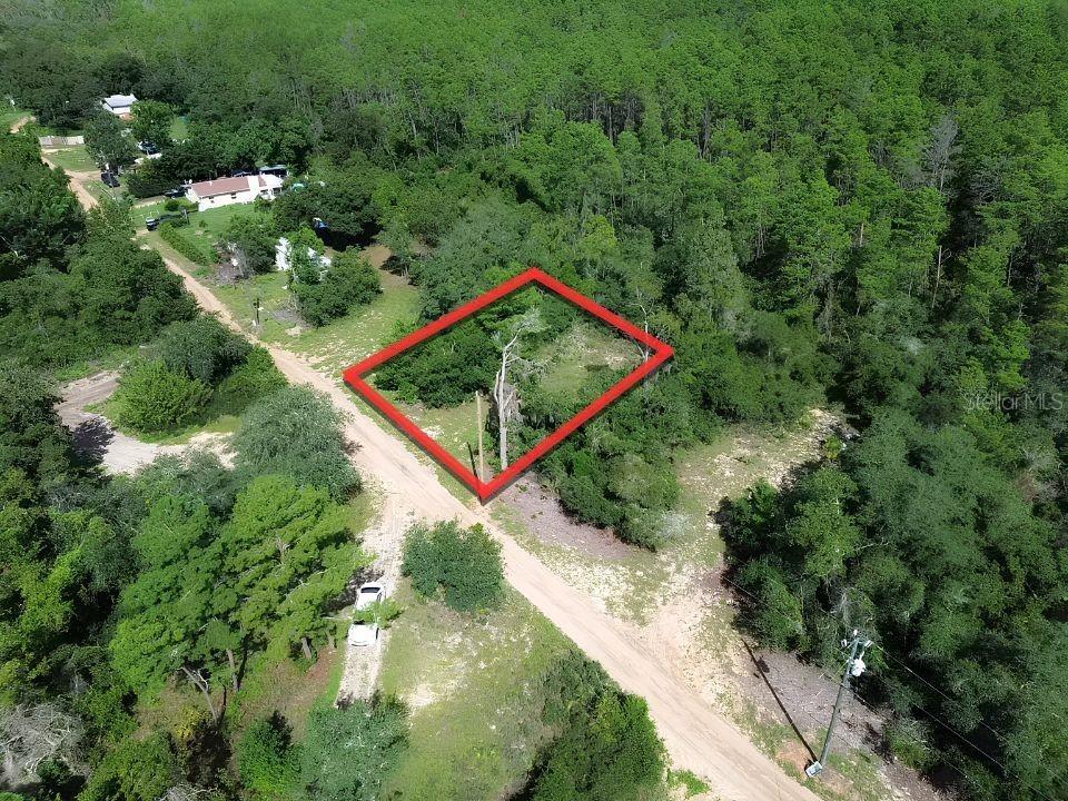 20525 SE 140th St., Umatilla, FL 32784