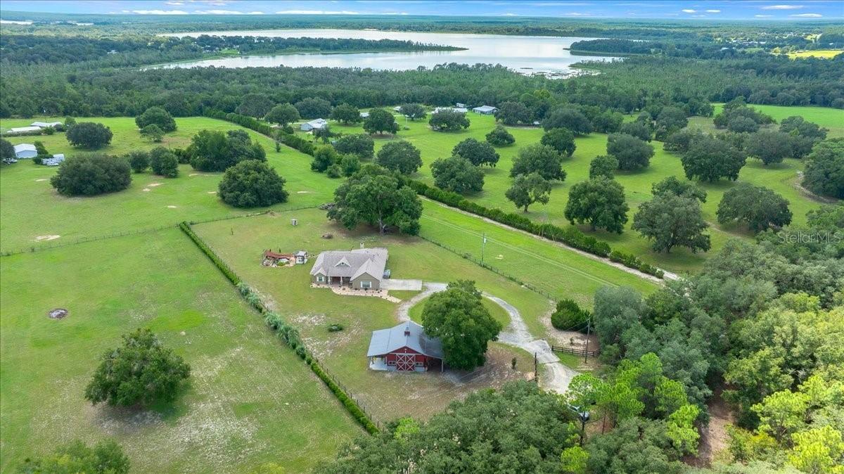 3351 SE 164th Ter., Ocklawaha, FL 32179