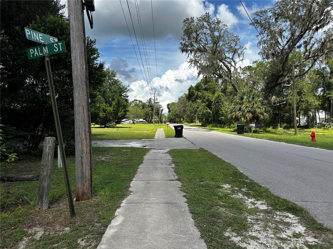 418 N Pine St., Bronson, FL 32621