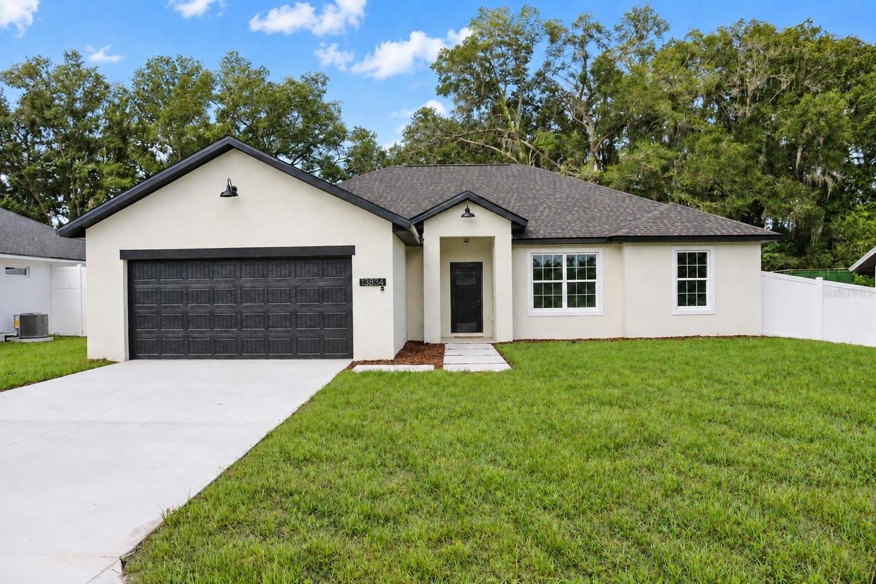 13834 SE 33rd Ct., Summerfield, FL 34491